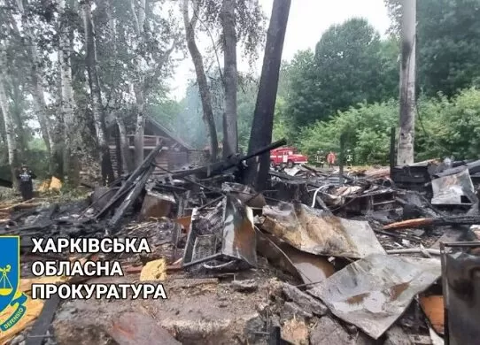 Наслідки нічного обстрілу Харкова: вогнем повністю знищено ресторан