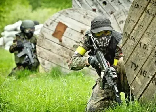 Страйкбольний автомат для тренувань