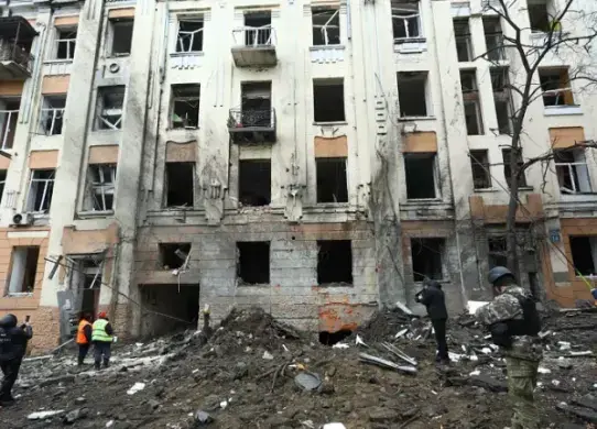 Рашисти поцілили у центр Харкова - є постраждалі