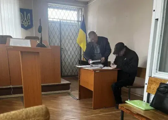 Мешканець Харківської області кілька років ґвалтував свою падчерку