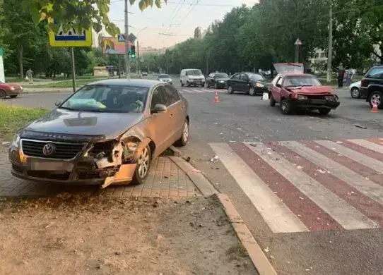 Внаслідок ДТП у Харкові травмувалися чотири дитини