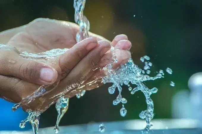 Aqua - жизнь: почему питьевая вода важна для здоровья