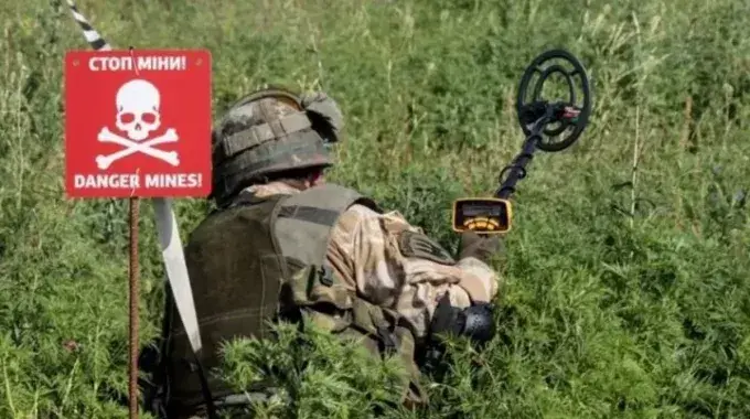 За час розмінування на Харківщині виявили 95 тисяч вибухонебезпечних предметів