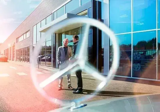 Автомобили Mercedes-Benz: почему стоит купить