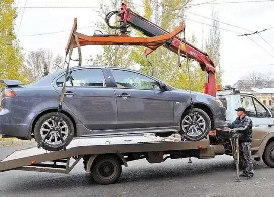 Услуга вызова автоэвакуатора: быстро, безопасно, профессионально