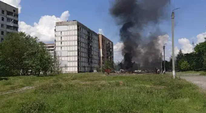 Внаслідок обстрілу Первомайського постраждало мінімум 12 людей