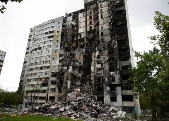 До кінця цього року в Харкові завершать ремонт 63 зруйнованих росіянами будинків