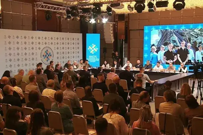 Хто відбудує Ізюмську лікарню на Харківщині?