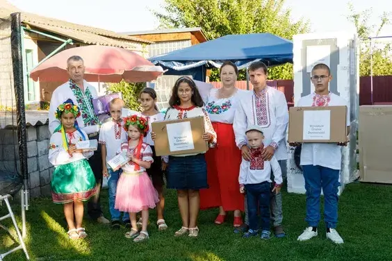 Сімейні форми виховання на Харківщині: скільки дітей влаштовано та яку допомогу отримують?