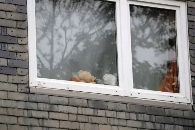 Утеплення пластикових вікон в домашніх умовах: як та чим утеплити? Фото ілюстроване