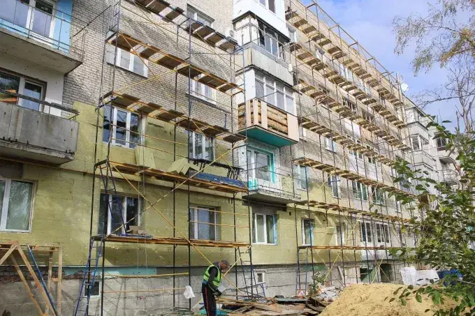 На Харківщині відновлюють пошкодженні обʼєкти у Старому Салтові: що відбудовують?
