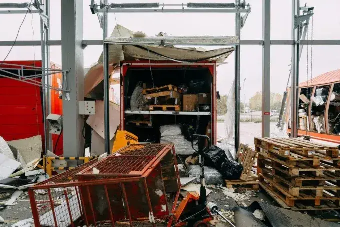 В лікарні помер ще один постраждалий внаслідок удару по терміналу «Нової пошти»