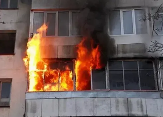 Харківські пожежники врятували літню жінку