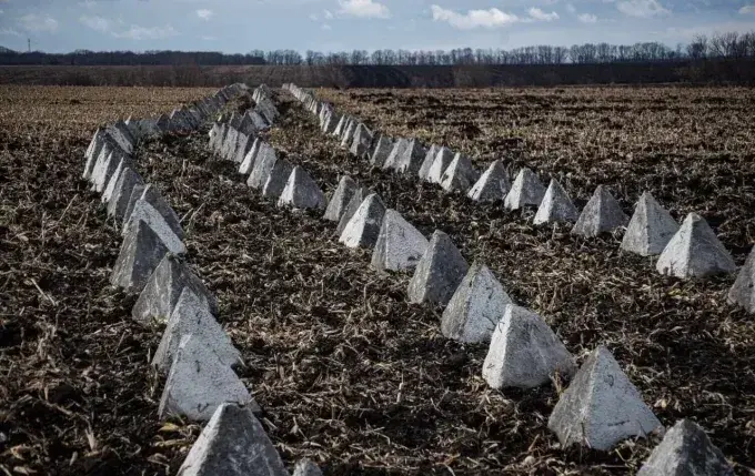 У прикордонних районах Харківської області встановлюють «зуби дракона»