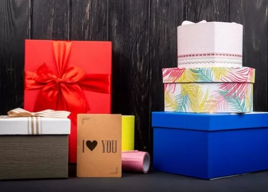 Виробник коробок з логотипом: маркетингові переваги такої співпраці / Фото: stockking freepik.com