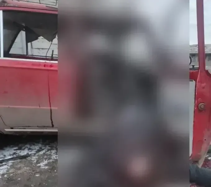 На Харківщині ворожий дрон влучив в автомобіль та вбив двох цивільних