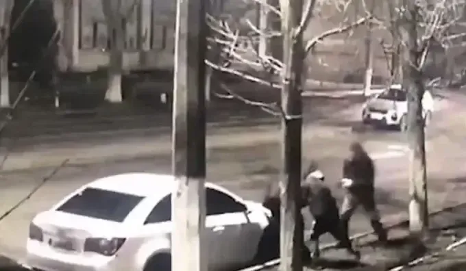 Харківʼянин напав на військовослужбовця у центрі Києва