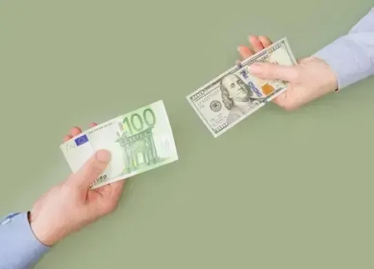 Курс валют у місті Луцьк та яким чином він формується?