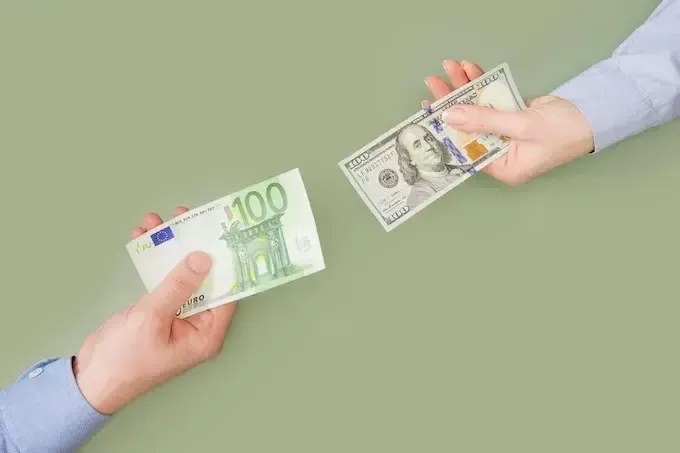 Курс валют у місті Луцьк та яким чином він формується?