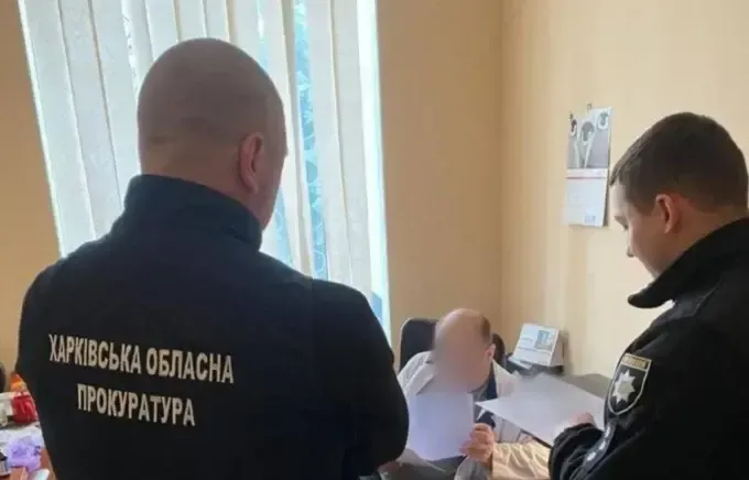 У Харкові лікар допомагав призовникам ухилятися від військової служби