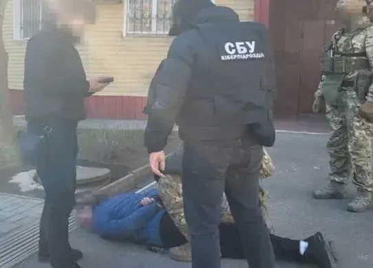Шахраї з Харкова створили підпольний кол-центр та виманювали гроші у громадян ЄС