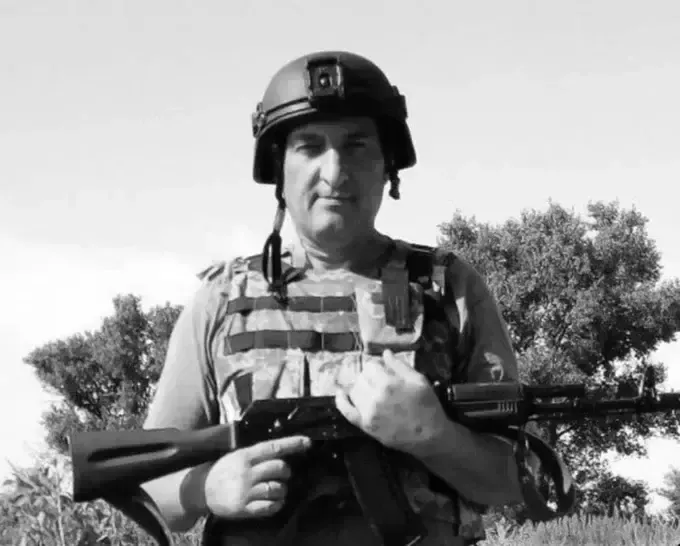 У Харківській області попрощалися з Героєм, який приєднався до ЗСУ, щоб помститися за сина