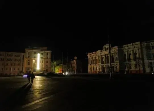 Зеленський показав наслідки російських ударів по Харкову (фото)