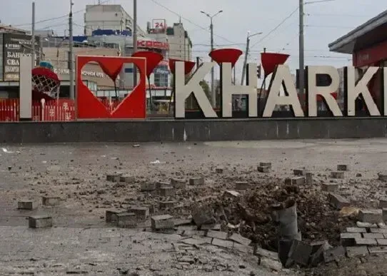 У Харкові ворог вдарив поряд з лікарнею - повилітали шибки