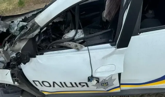 Окупанти вбили поліцейського на Харківщині - при евакуації в авто правоохоронців влучив ворожий дрон