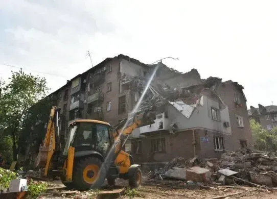 Масований обстріл Харкова: внаслідок влучання по багатоповерхівці загинуло 5 осіб