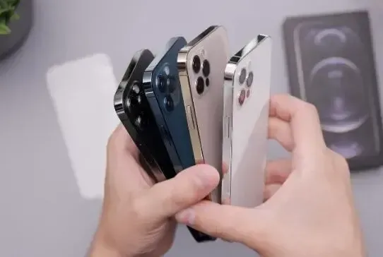 Какой iPhone купить: новый или подержанный