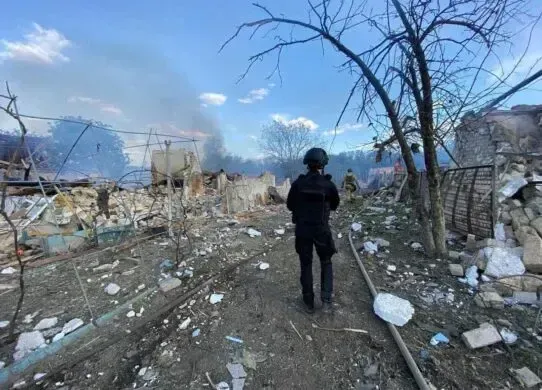 У селі на Харківщині ворог знищив цілу вулицю 1,5-тонною бомбою