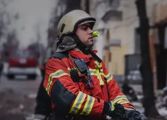 Внаслідок вибуху в п'ятиповерхівці Харкова, постраждав 37-річний чоловік