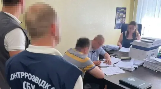 Колишній директор харківського оборонного підприємства наживався на ремонті військової техніки
