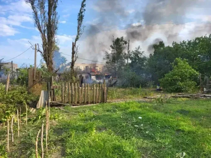 Окупанти атакували Борову на Харківщині КАБом та травмували місцевих