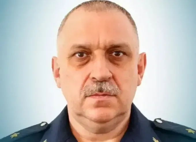 Генерал з Чугуєва відповідальний за обстріл "Епіцентру" в Харкові та знищення Оскільської греблі