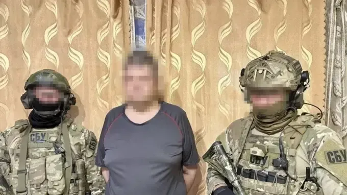 У Харкові працівник відомого банку працював на ворога під прикриттям та хотів знищити важливі документи