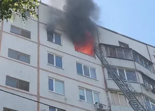 Пожежа у Харкові: з багатоповерхівки евакуювали 15 людей