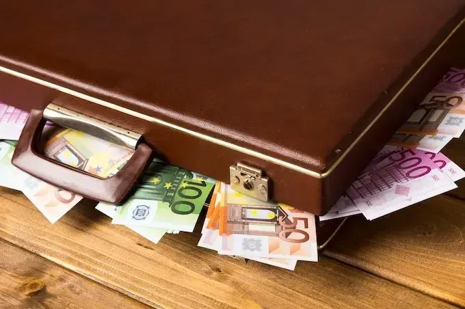 Где можно продать франки в Одессе