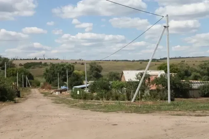 На Харківщині люди жили без світла понад два роки - енергетики працюють над відновленням