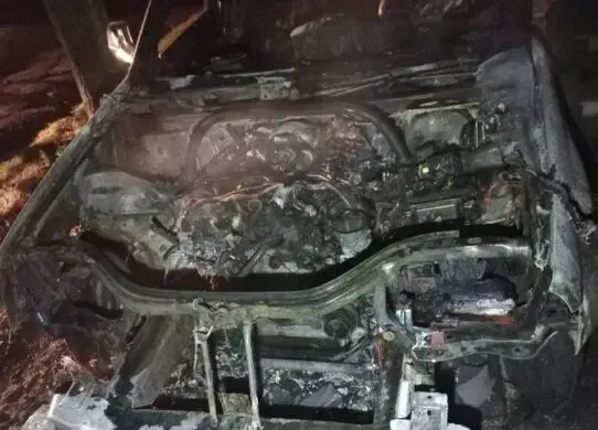 Двоє харків'ян підпалили авто військовослужбовця за вказівкою росіян та втекли