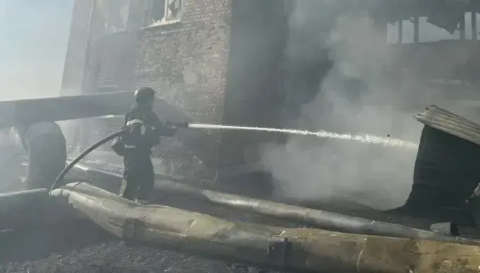 Окупанти обстріляли підприємство на Харківщині та вбили двох людей