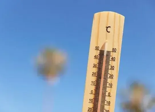 Спека до 38°C та малохмарна погода
