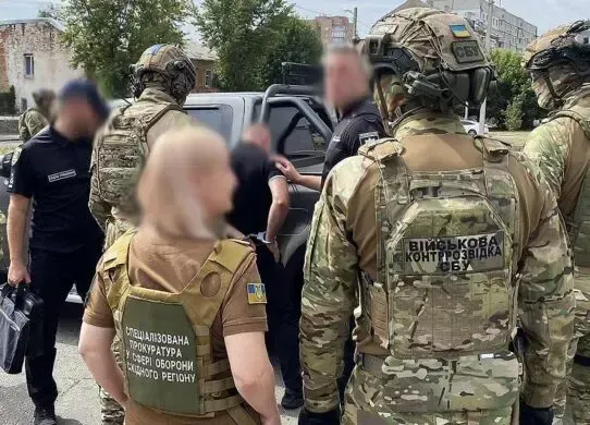 Майор з Харкова допомагав призовникам виїжджати за кордон