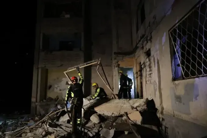 Ворог вдарив КАБом по житловій багатоповерхівці, поки харківʼяни спали
