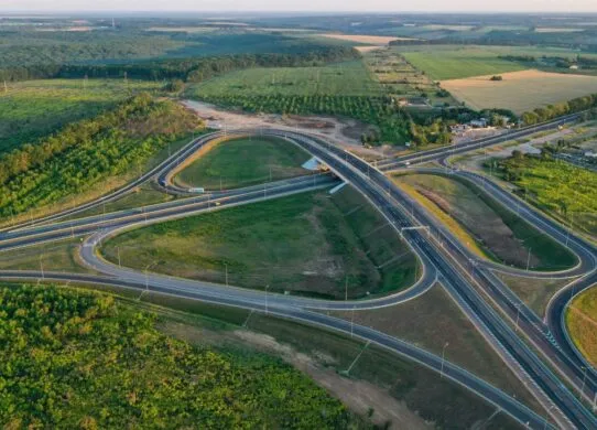 На Харківщині закрили трасу М-03 Київ-Харків-Довжанський
