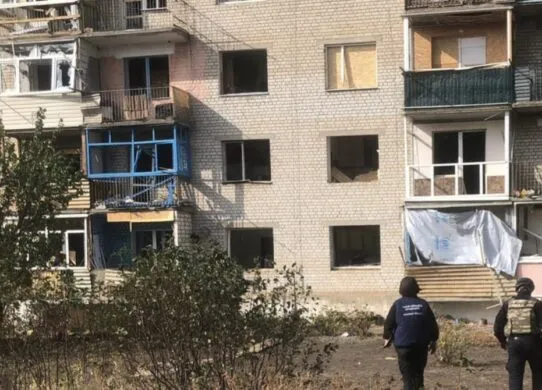 Обстріляли трасу, міст і ресторан - наслідки обстрілів на Харківщині за добу 18 жовтня