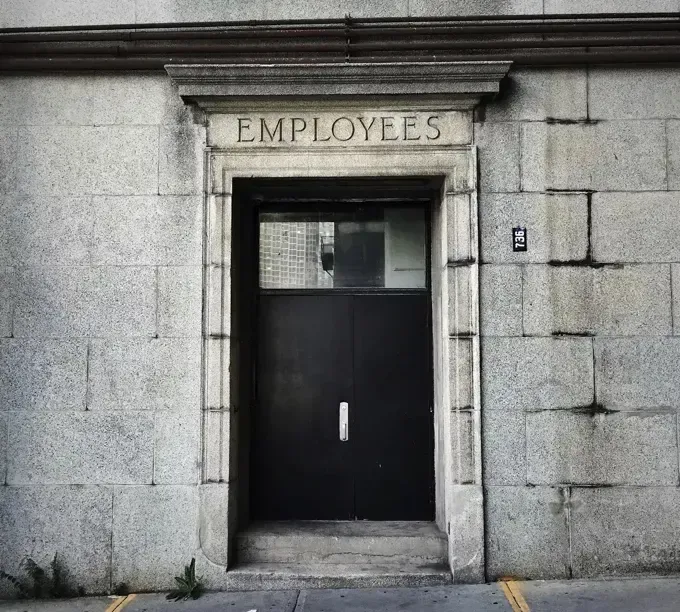 Віддалена робота: виклики та переваги для роботодавців