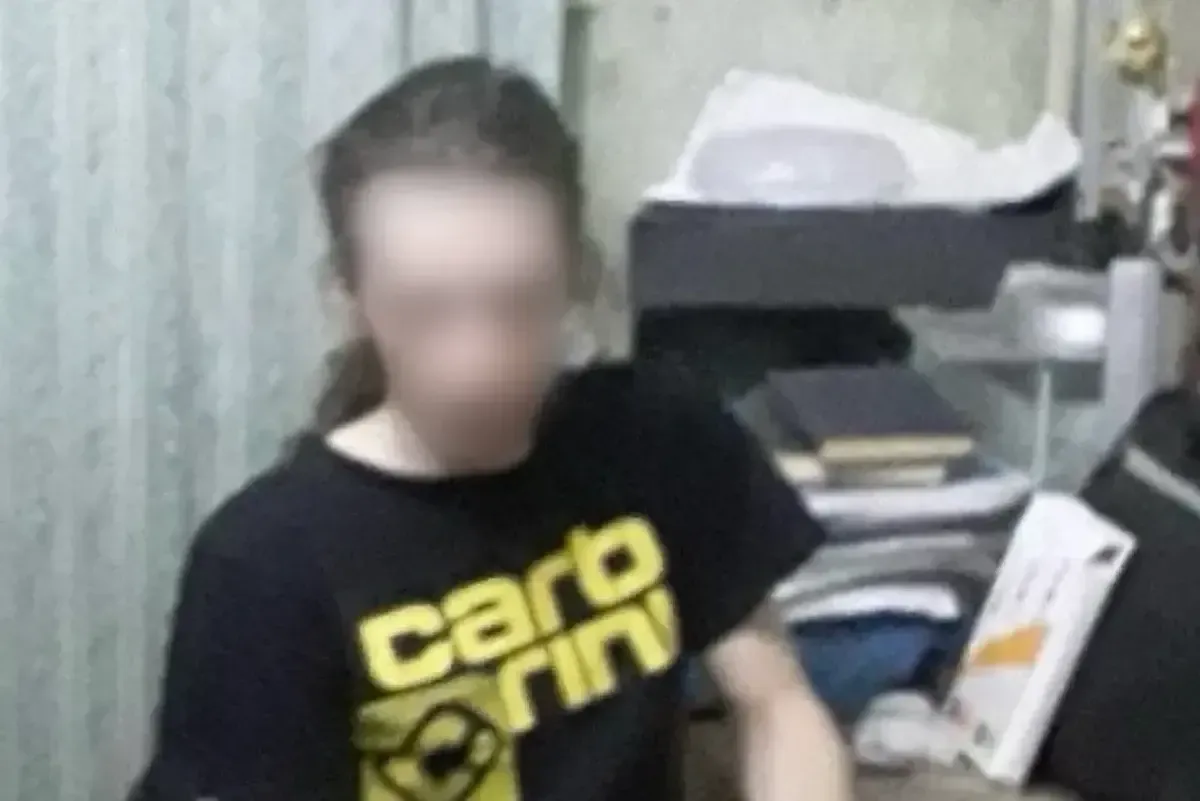 У Харкові неадекват порізав своїх друзів, ганявся із сокирою за матір'ю, різав себе та збирався підірвати будинок