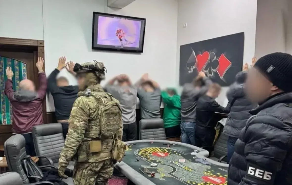 В Основ'янському районі Харкова накрили підпільний покер-клуб